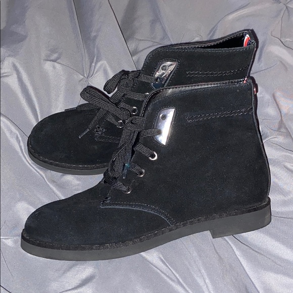 Tommy Hilfiger Suede Boots - Picture 4 of 6